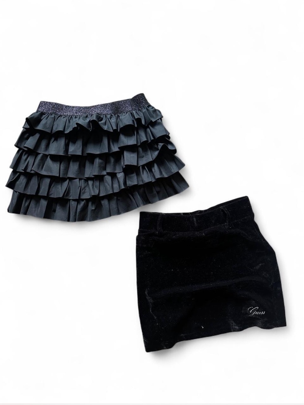 Women’s Black ruffle mini skirt bundle
#bundle #ruffles